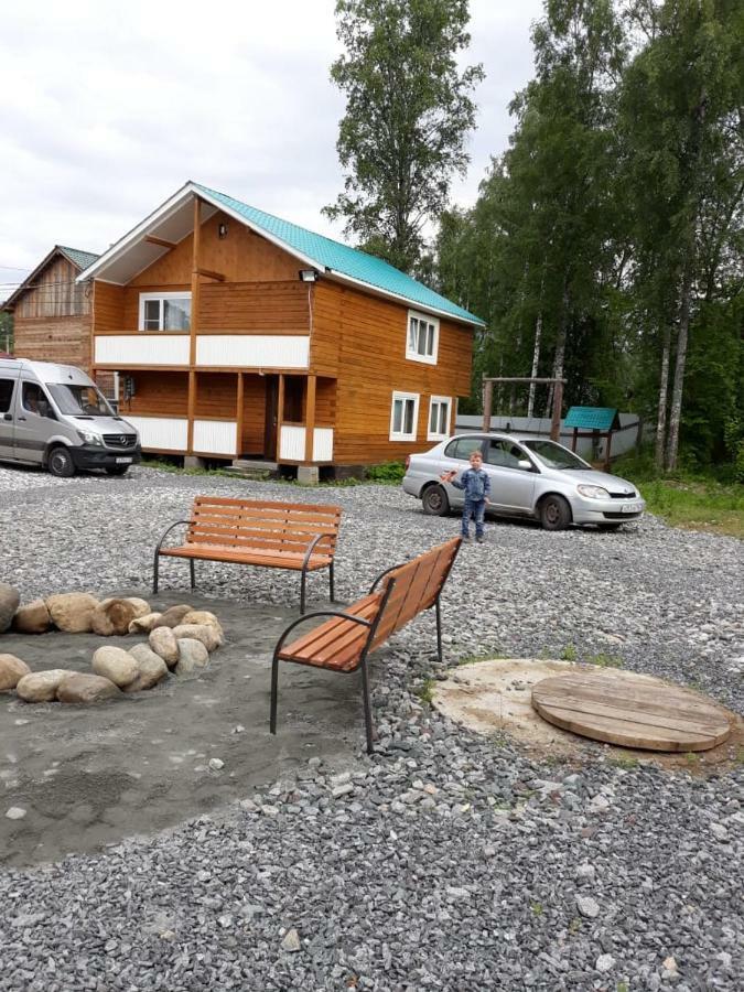 Severnie Sklony Guest House Bajkalsk Zewnętrze zdjęcie